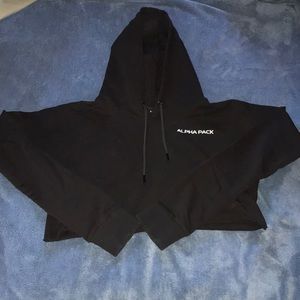 Alphapack cropped hoodie